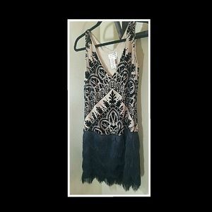NWT. Max Studio Specialty Dress.......size S